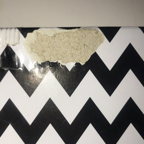 NIB “T” Initial Plate + Wine Stopper Set - Picture 7 of 7